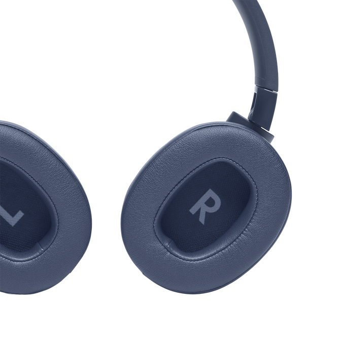 JBL Tune 710BT - Blue - Wireless Over-Ear Headphones - Detailshot 2 image number null